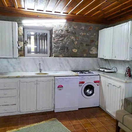 Ekincik'te Tas Ev Hotell Koycegiz (Mugla)