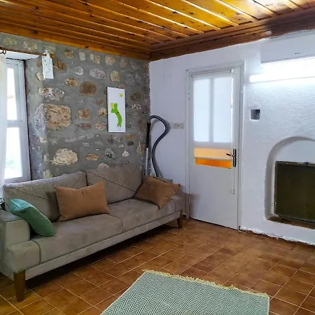 Ekincik'te Tas Ev Hotell Koycegiz (Mugla)